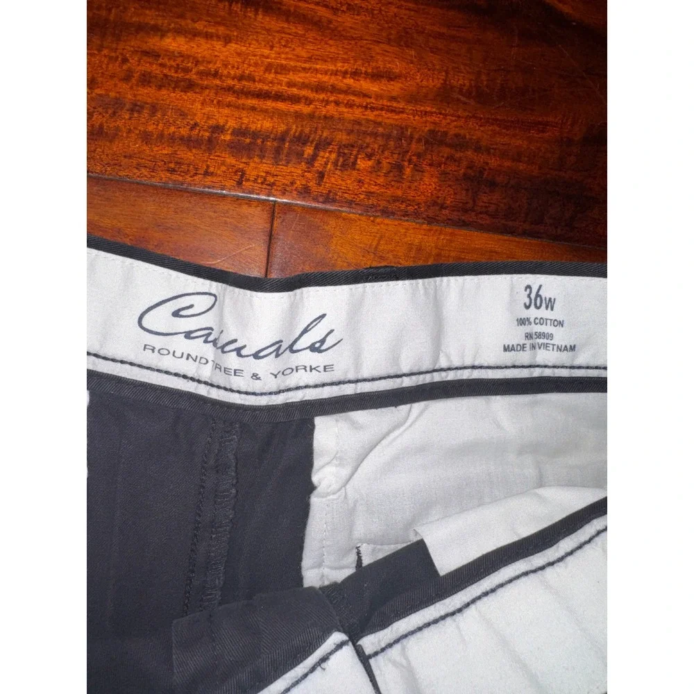 Roundtree & Yorke Chino Shorts Mens 36 Black Excellent Cotton Casual Flat Front